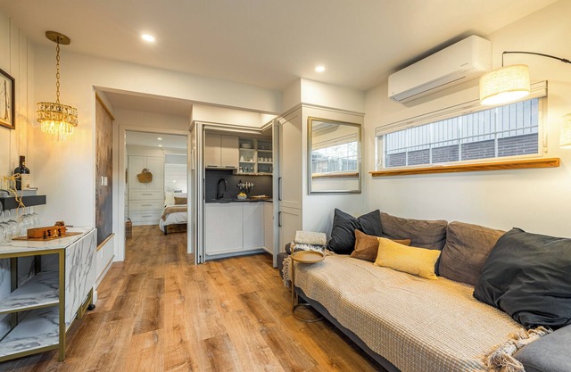 Private guest suite - near Niagara Falls