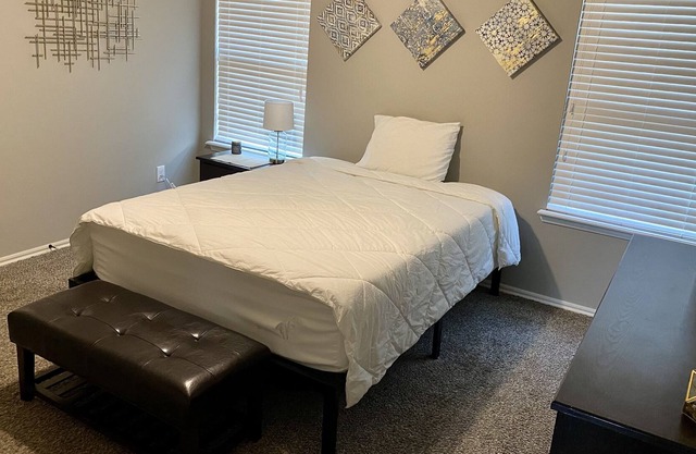 Private Guestroom Minutes From Lake Hefner