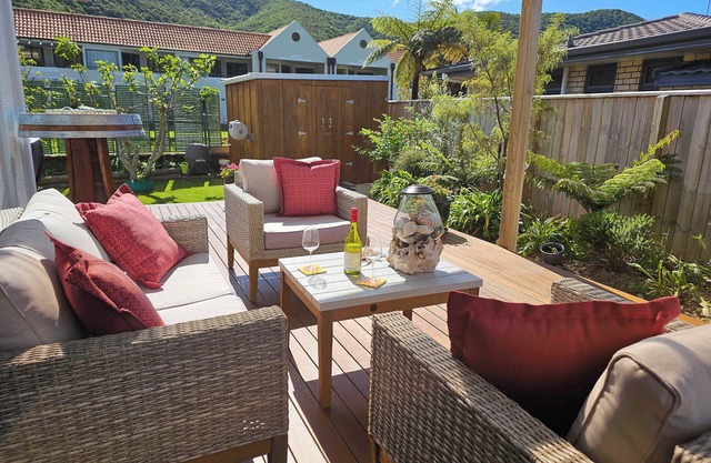 Private Hideaway with Beach & Marina Access