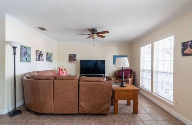 Private Home Near Downtown, Lake, Trails, and Venues in Trendy East Austin.