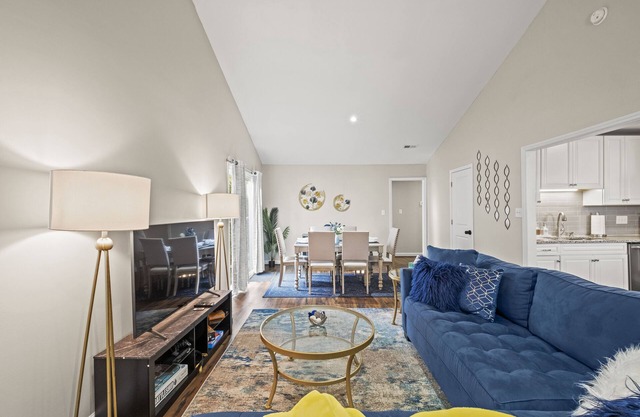 Private Home w/ Fenced Yard, Office & Gym - 5 Mins to Uptown