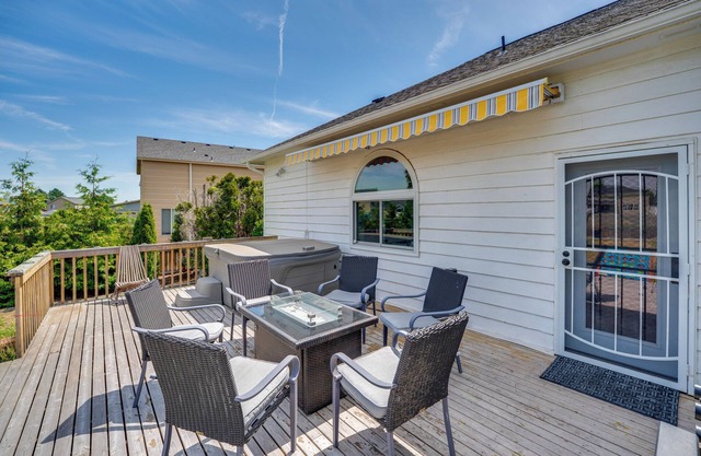 Private Hot Tub: Home Near Moses Lake Access