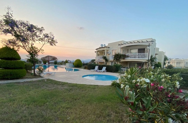 Private House with Pool and Garden in Mugla