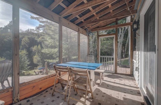 Private Lake access near Conway|Pet-Friendly