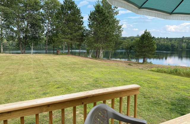 Lake House privado en 16 acres de bosque, 80 acres de lago, 55 pies de profundidad !!