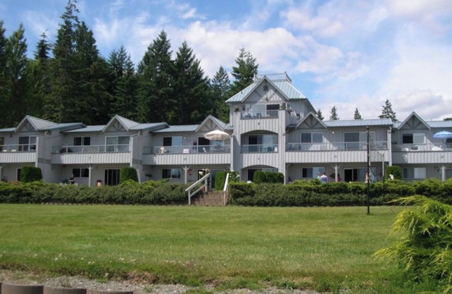Private Lakefront condo at the Shawnigan Lake Beach Resort.
