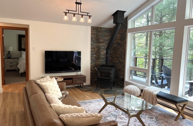 Private Lakehouse Retreat in Whitestone