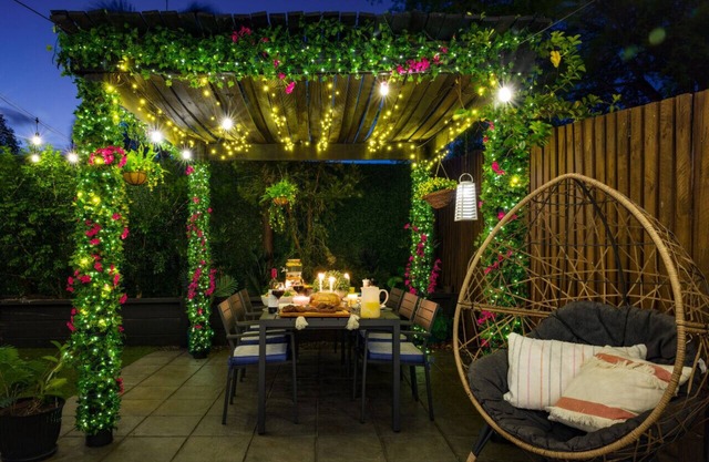 Private Luxury Haven: SUV Hire, Pool, Near Marina