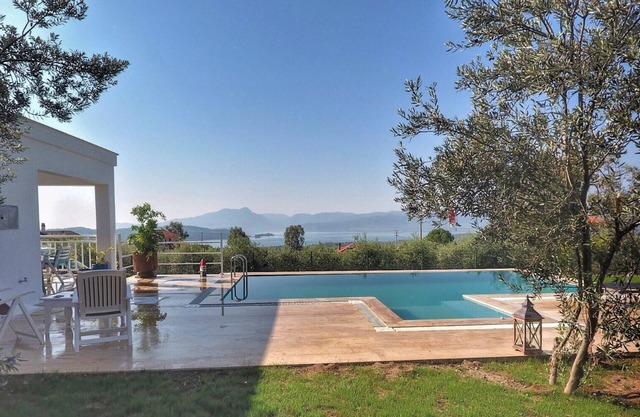 Villas de lujo privadas con vista al lago en Koycegiz