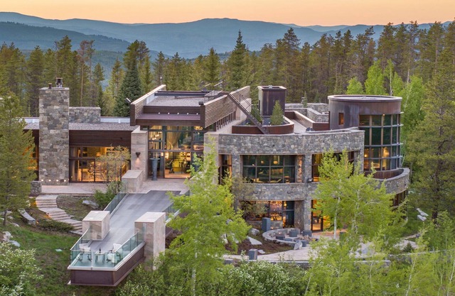 Private Massive Estate | The Chateau at Casteel Creek