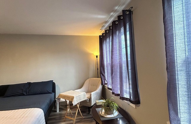 Private Master Bedroom w/ Bath