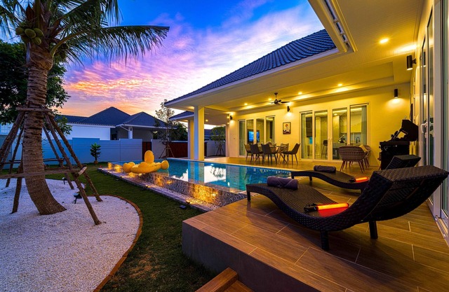 Private Modern 3 Bedroom Pool Villa- AV1