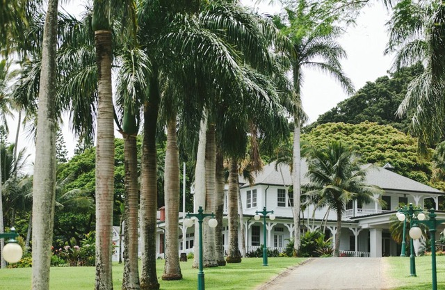 Propiedad privada de lujo de nueve dormitorios con piscina climatizada y arboreto de 20 acres