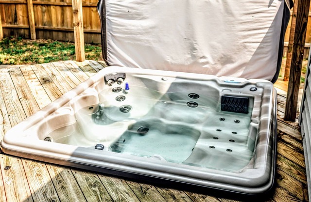 Private oasis huge heated inground pool with hot tub close to Grand Rapids