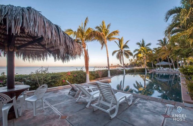 Private Oceanview balcony and Infinity Pool onsite