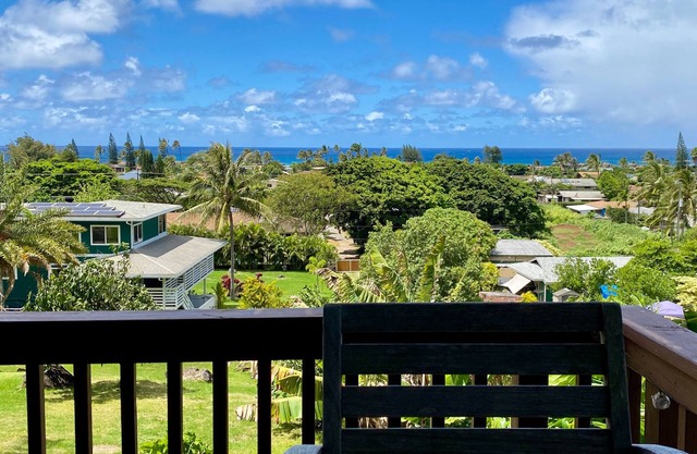 Private one bedroom studio with spectacular views of Sunset Beach $5k/month