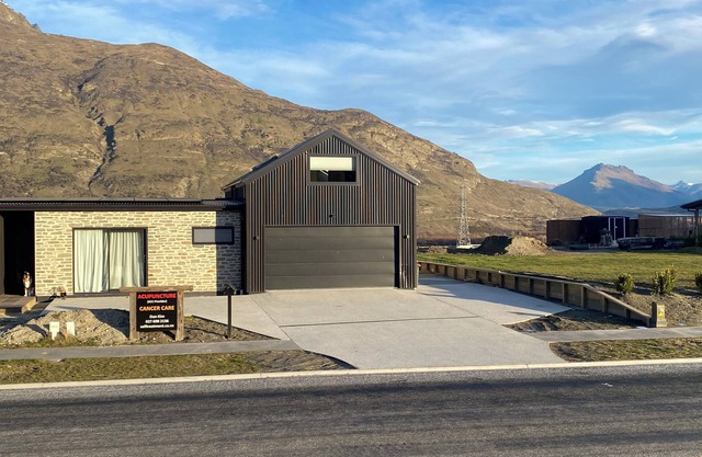 Private + Parking + Ensuite. Built in 2025