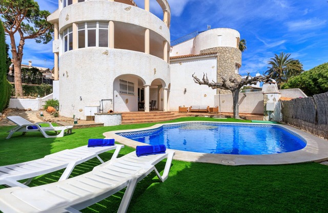 Piscina Privada · Barbacoa · WiFi · M308-086 VILLA POMER