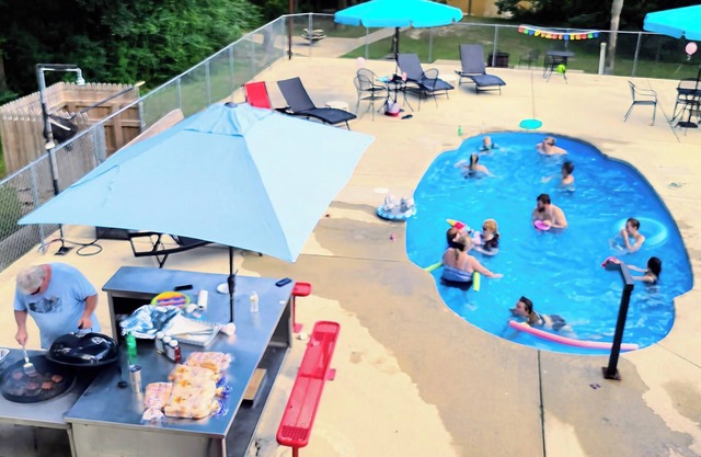 Amazing River Getaway: obtenga su presupuesto personalizado y su plano de planta.