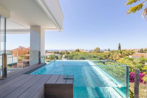 Private pool luxury Santa Barbara Heights RDR405
