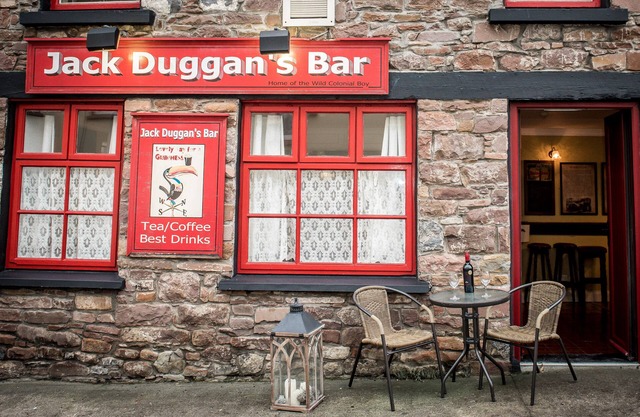 Pub privado en el Wild Atlantic Way de Irlanda y cerca de Killarney (para 10)