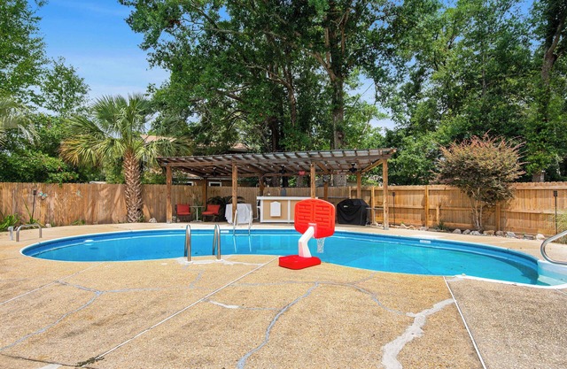 Private-Relaxing, Pool, Dwntwn PNS & Beaches