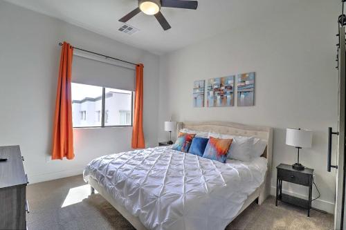 Private Rooftop Terrace-Walk Score 81-Shopping District-King Beds-Parking 4020
