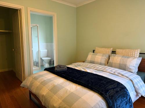 Private Rooms in Bentleigh 1 min to Train Station, Cafes and close to Monash Uni