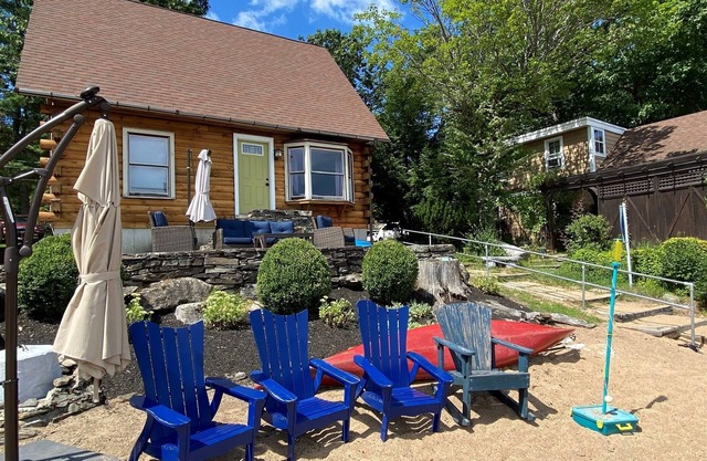 PRIVATE SANDY BEACH ON SEBAGO LAKE!! Enjoy your own 33' private sandy beach in this 3-bedroom 1 bath cabin. You are also just steps away from a 300' association beach.