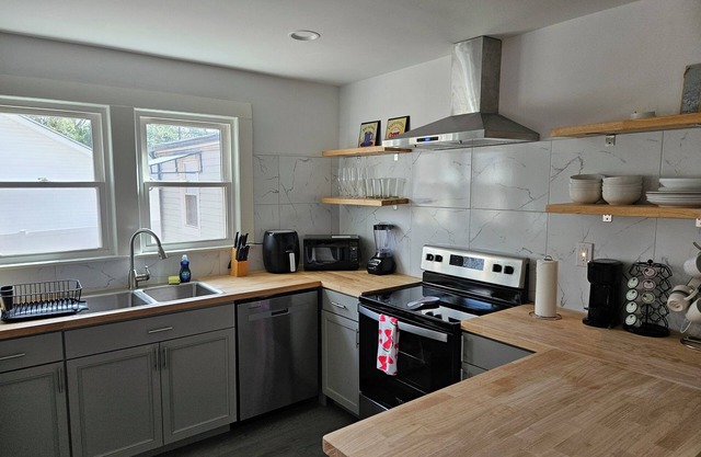 Private Single Level Standalone House large lot