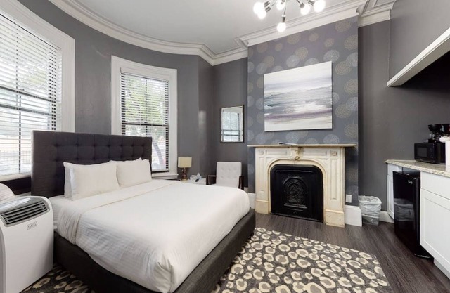 Private Studio In Boston's Bay Village!