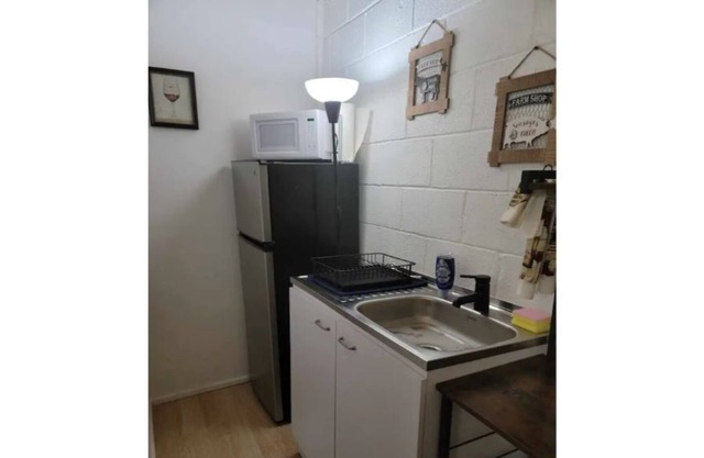 Private unit near Lake Whitney /pool / hot tub