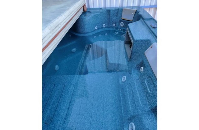 Private Unit w/gated pool & tub / Lake Whitney