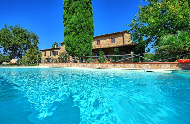Maravillosa casa de vacaciones privada con WIFI, piscina privada, TV, patio, cerca de Florencia