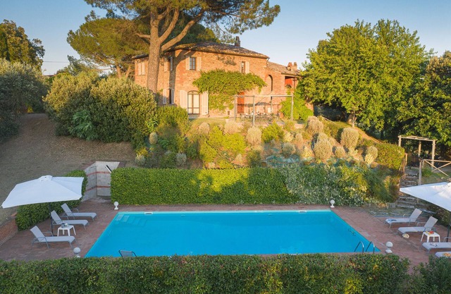 Villa al Pozzo, casa de campo independiente con piscina cerca de Cortona y Montepulciano