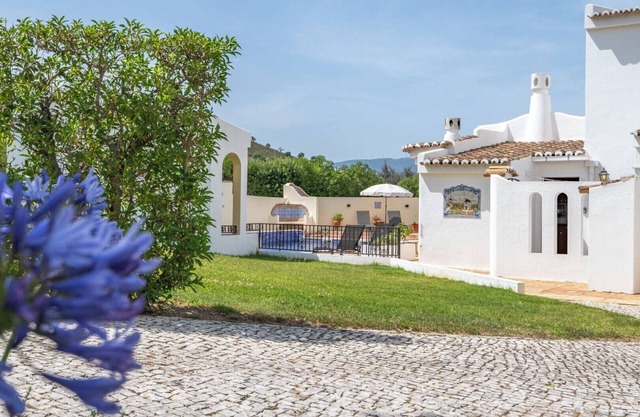 Private villa for great family holidays and serene views of Monchique