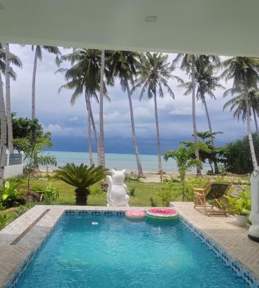 PRIVATE VILLA FRONT BEACH Infinity Pool
