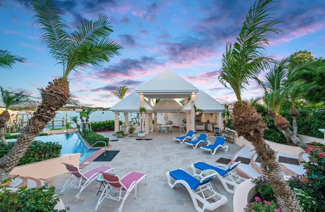 Private Villa within a Luxurious & Gated Estate near world-class fishing/boating