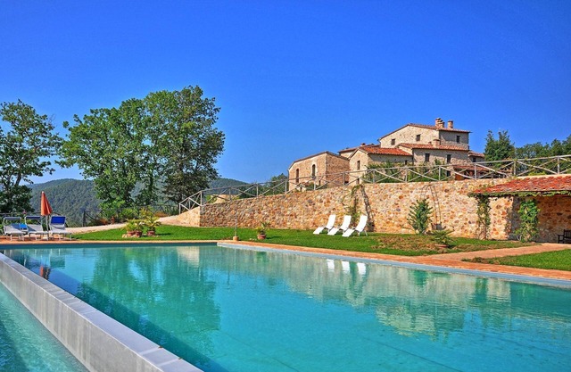 Casa de vacaciones privada con A/C, jacuzzi, sauna, WIFI, piscina privada, TV, patio