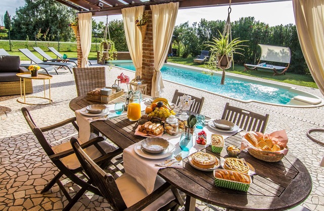 Maravillosa casa de vacaciones privada con A/C, piscina privada, WIFI, bañera de hidromasaje, TV