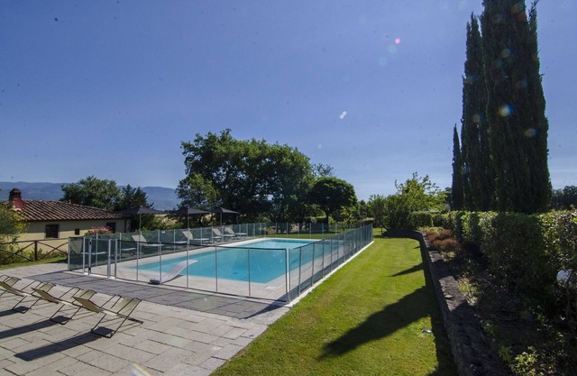 Preciosa casa de vacaciones privada con WIFI, piscina privada, A/C, bañera de hidromasaje, TV