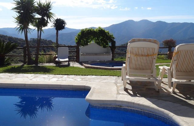 Villa privada con piscina, jacuzzi y magníficas vistas