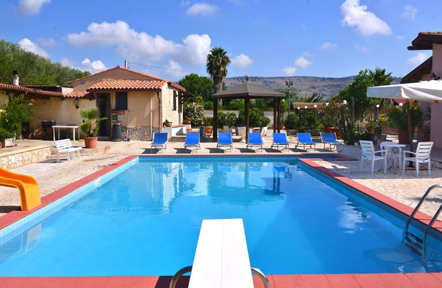 Casa de vacaciones privada con WIFI, piscina privada, A/C, TV, patio, vista panorámica