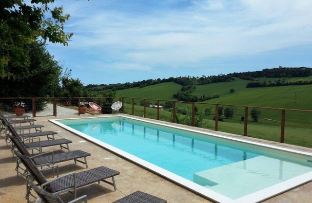Maravillosa casa de vacaciones privada con WIFI, piscina privada, A/C, TV, cerca de Porto Recanati