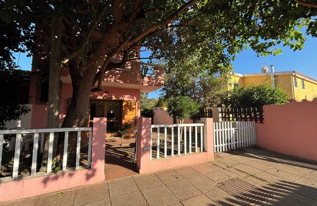 VILLA PRIVADA CON JARDIN INDEPENDIENTE