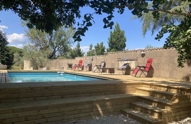 Preciosa casa de vacaciones privada con WIFI, sauna, A/C, jacuzzi, piscina privada, TV, patio
