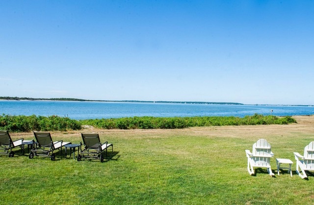 Private waterfront home with every amenity available for 2 week rental in August