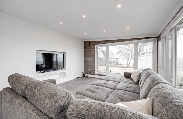 Private Waterfront Paradise Home on Lake Ontario!