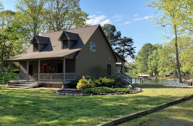 Private, Waterfront, Ultra-clean, Pet friendly, Kayaks, Canoe, Firepit, more!
