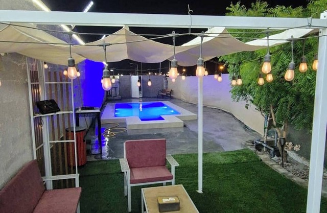 Chalet con piscina privada y desayuno